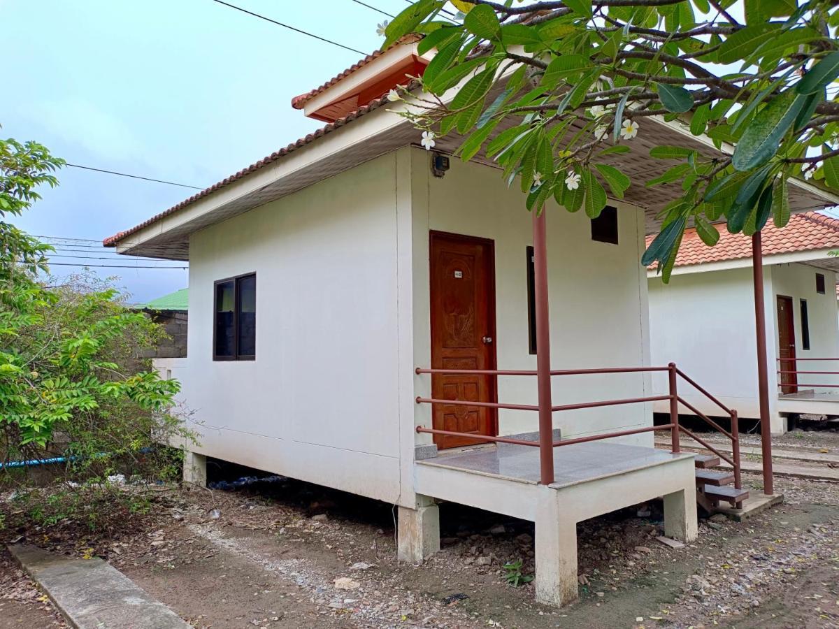 โรงเกลือรีสอร์ท Aranyaprathet Exterior photo